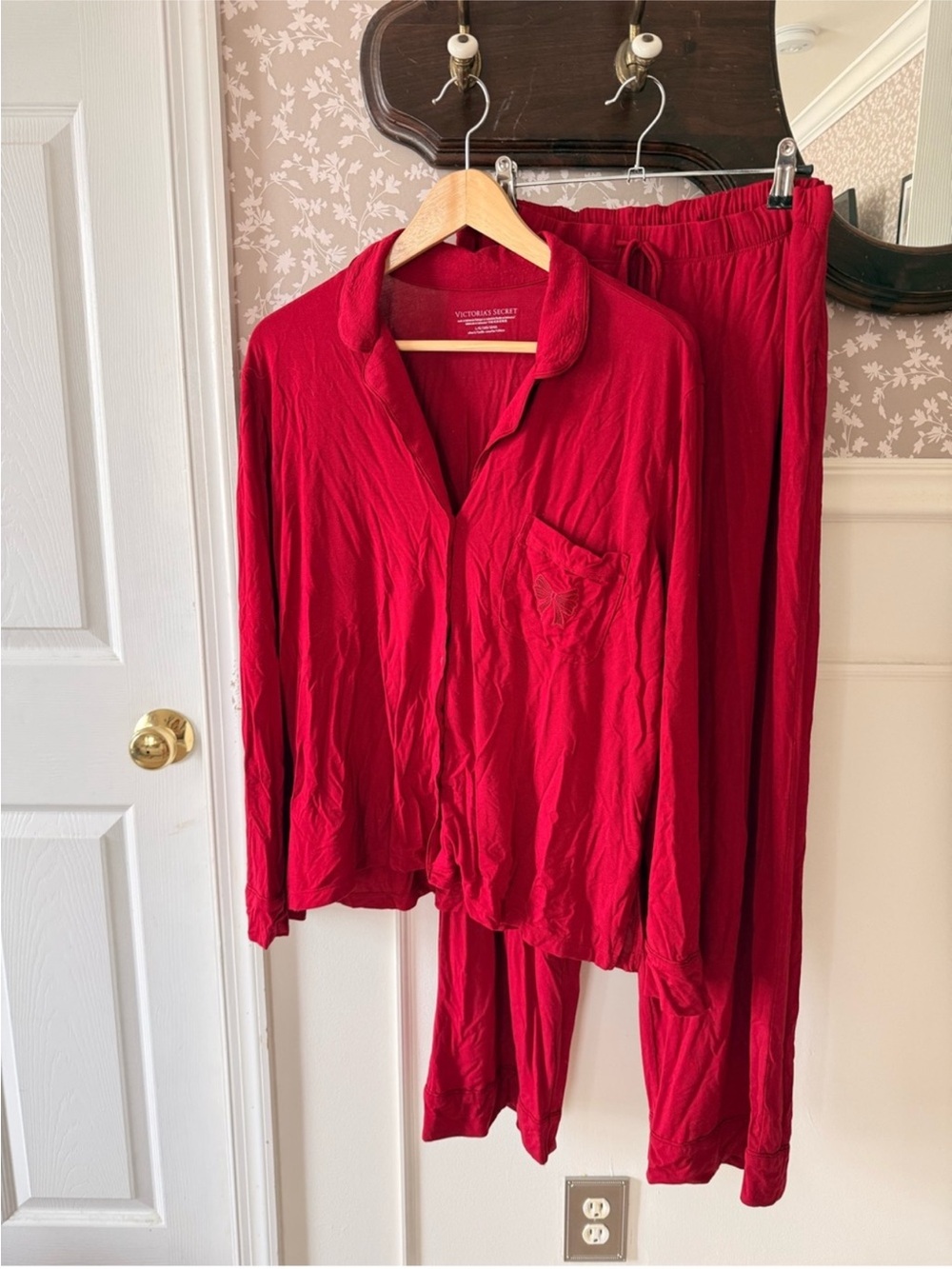 3 sets Victoria Secrets pajama bundle - Picture 2 of 3